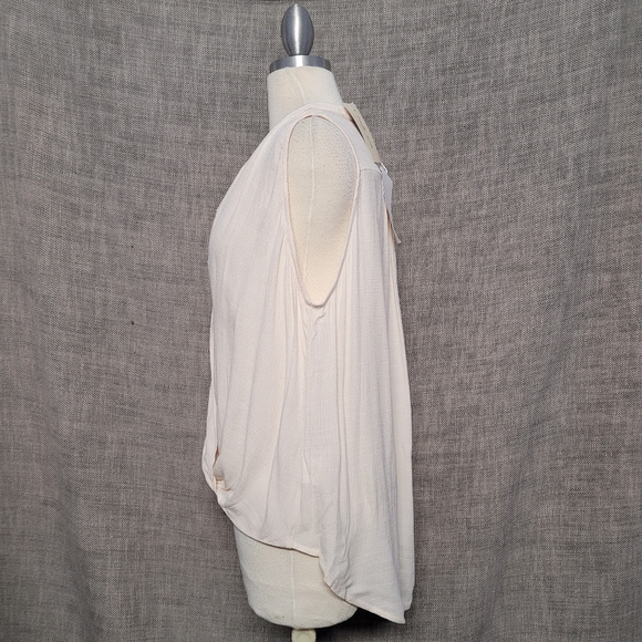 Lush Crossover Detail Top Size M - Picture 3 of 8